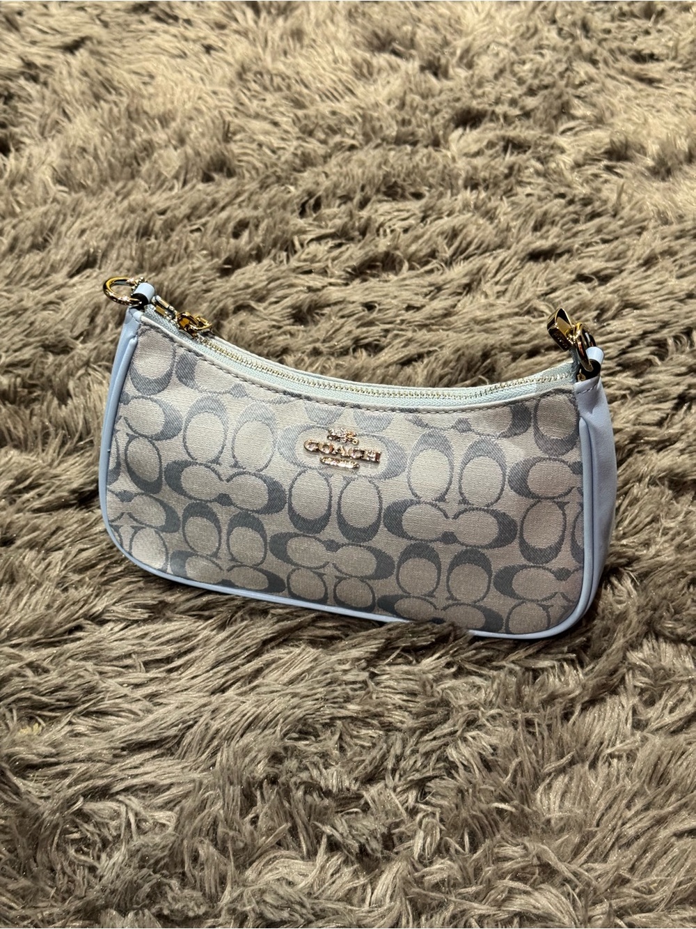 Coach Teri Signature Jacquard Shoulder Bag Light Blue Gold Zip Purse